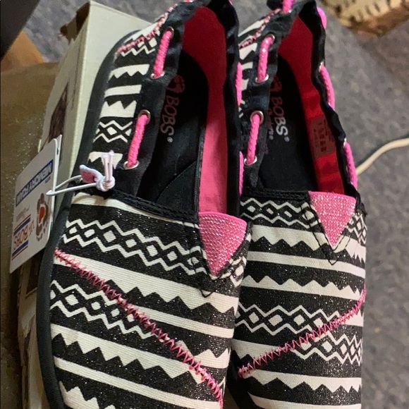 Girls size 1 little bobs never worn - Picture 2 of 2